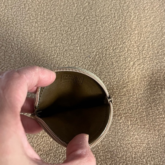 Auth Loewe logo leather coin case wallet - Picture 4 of 7